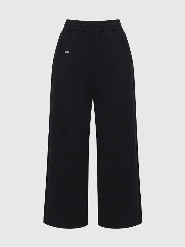 pre-order) [mnem] pintuck logo jogger pants (black)