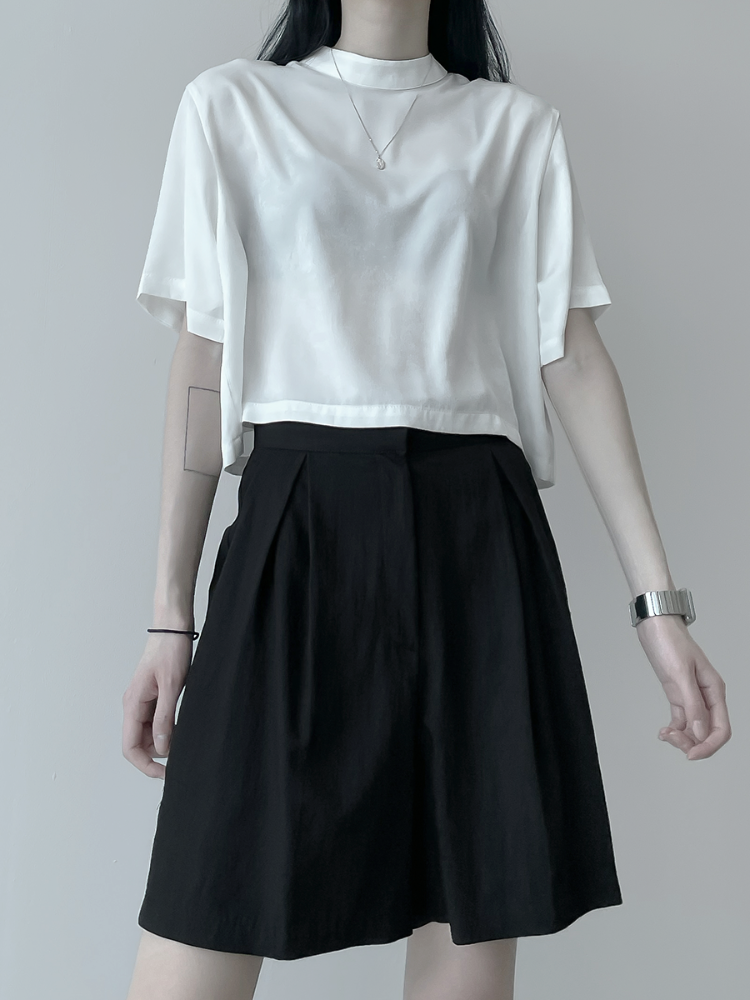 [mnem] satin crop blouse (2color)