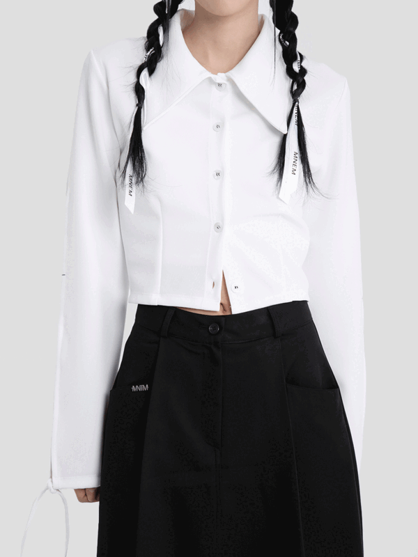 [mnem] slit sleeve cropped blouse (white)